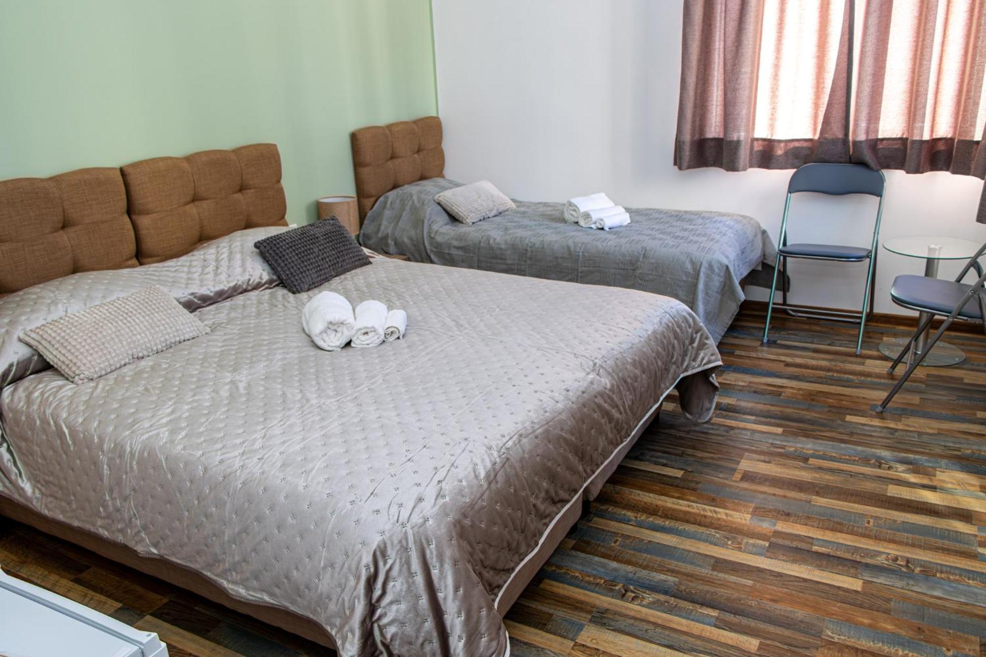 Navial 1 Hotel Gabrovo Eksteriør billede