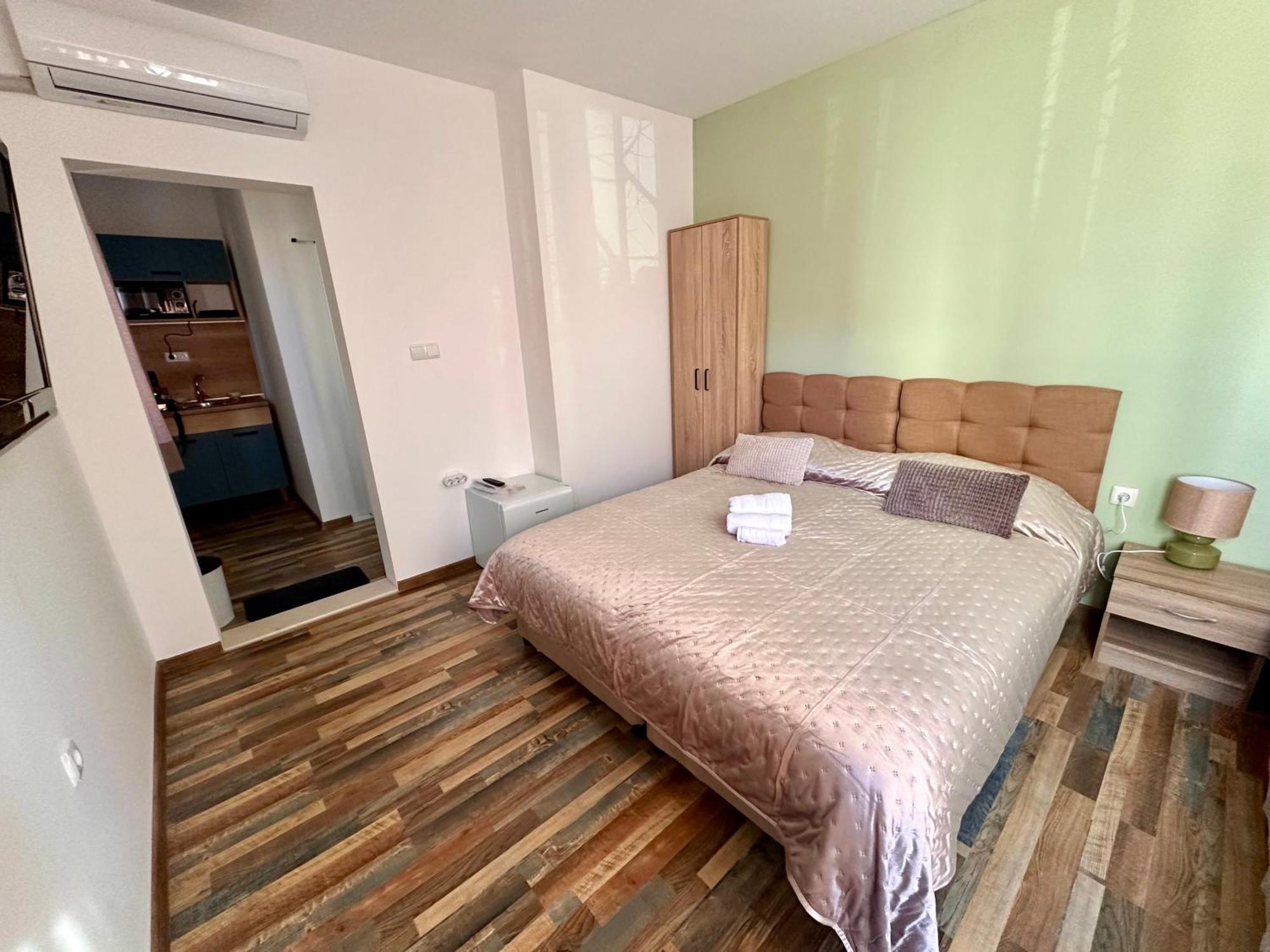 Navial 1 Hotel Gabrovo Eksteriør billede
